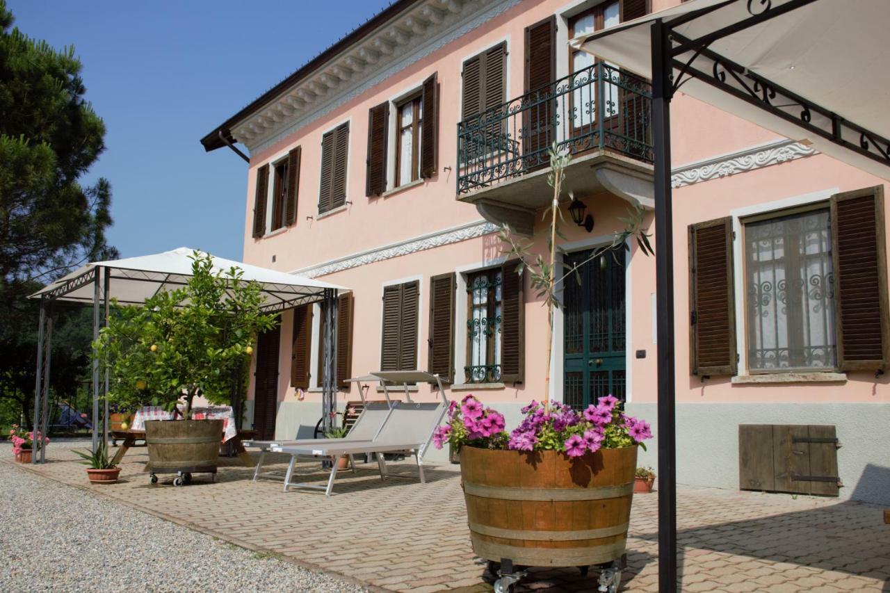 Casa Dei Ciliegi Castell'Alfero Villa Bagian luar foto