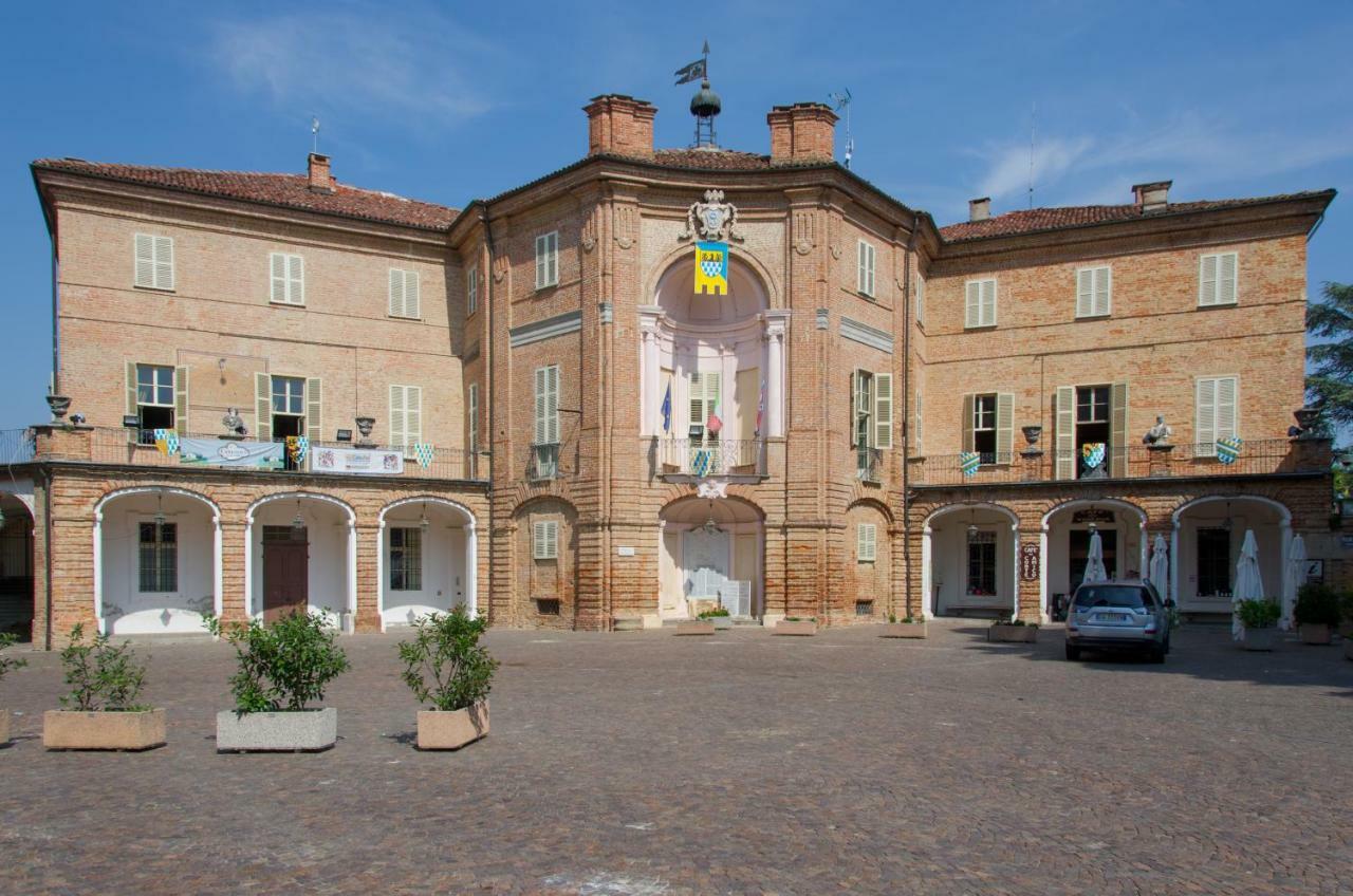 Casa Dei Ciliegi Castell'Alfero Villa Bagian luar foto