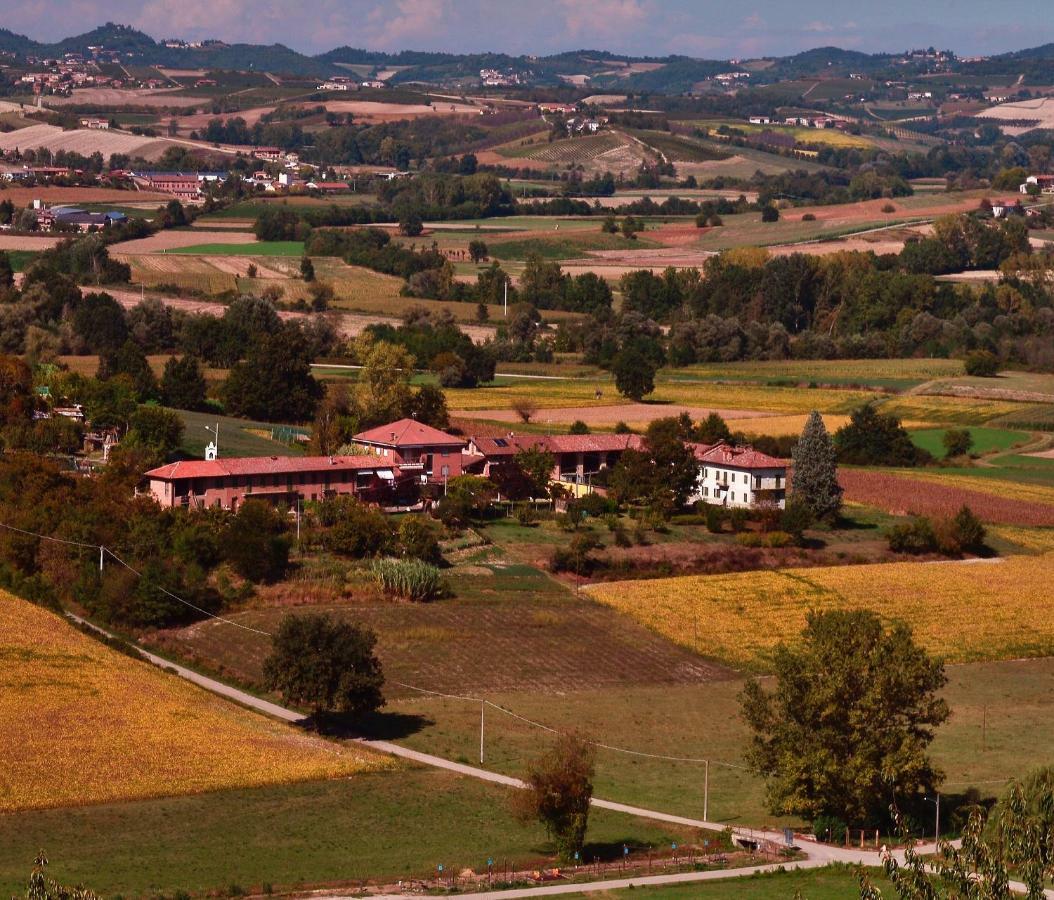 Casa Dei Ciliegi Castell'Alfero Villa Bagian luar foto